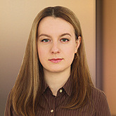 Алина Грек